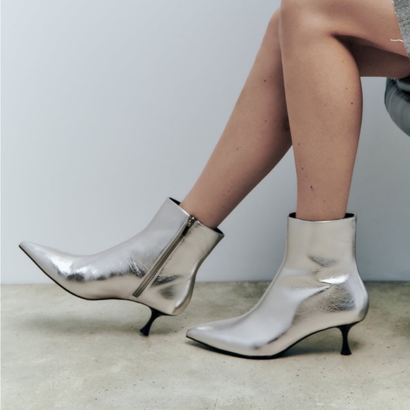 Zara Metallic Kitten Heel Ankle Boots Metallic Effect Thin Heel Pointed Toe NWT - Picture 2 of 11